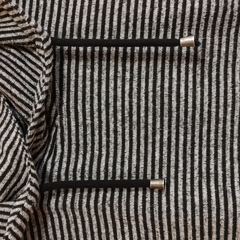 Premise Womens Cozy Hooded Tunic Top Black and Gray Striped Long Sleeve Size S - Picture 4 of 13